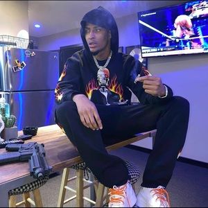 Meet your Posher, Kendall